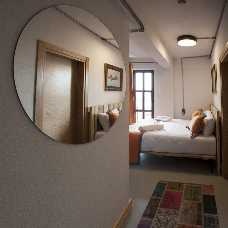 Vavien Hotel Istanbul Exterior photo